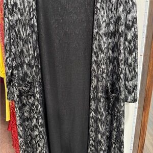 Black and Gray Patterned Long Cardigan